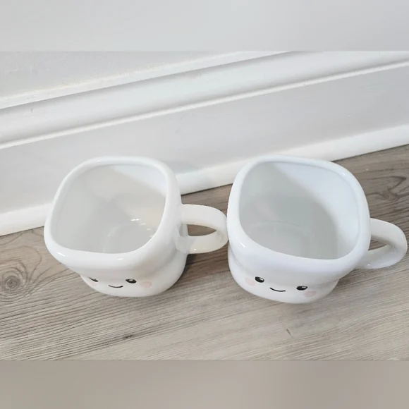 Target Bullseye Playground Christmas 2025 Ceramic Mug Set - Marshmallows - Picture 3 of 4